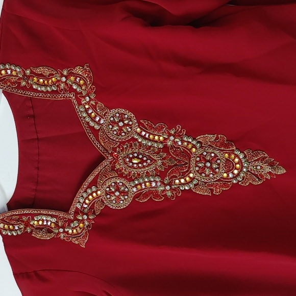 Cherry (dark) Red Traditional tunic - Picture 2 of 2